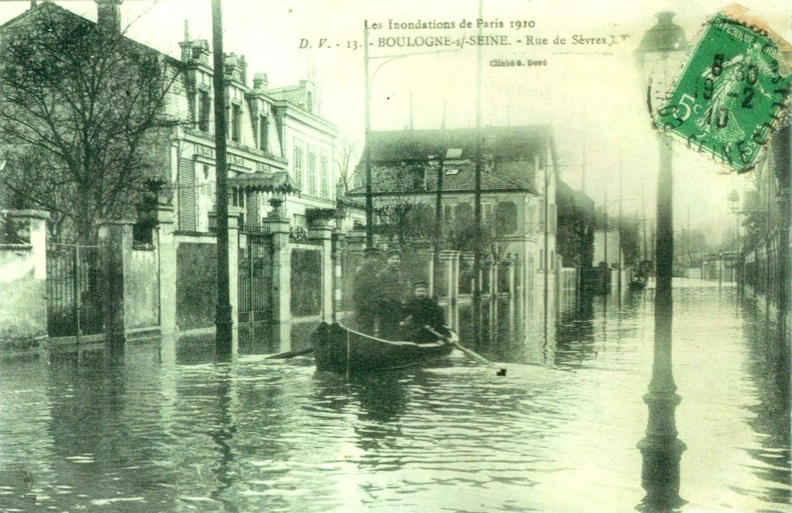 Carte postale de la crue de 1910.